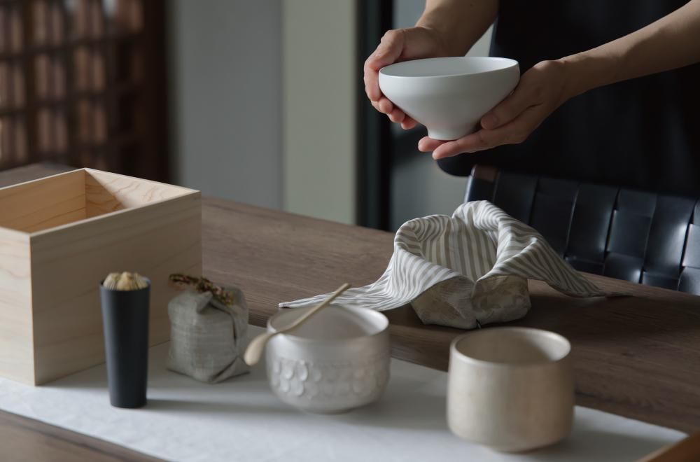 ޤȤͥ Soft linen, quietly woven