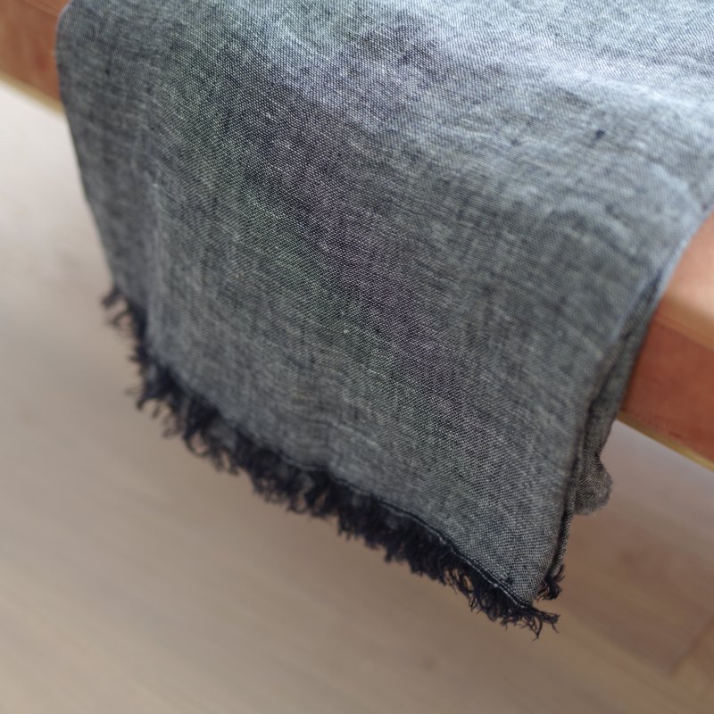 Neringa Throw - Black Beige（次回入荷のご予約品） - リネンアンドデコール | LINEN & DECOR