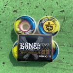 ݥȣԸ桪 BONES  X-FORMULA SMOKIN SKULL V6 WIDECUT 53MM 99A