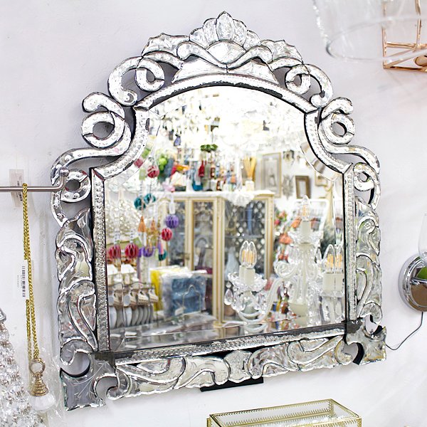 イタリア製 ベネチアンミラー☆煌びやかな壁掛け鏡☆W36×H46 - 鏡