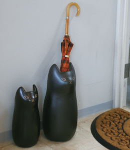 【即納可！】黒猫の傘立て♪「Ceramics」アンブレラスタンド（H45.5cm）