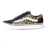 <img class='new_mark_img1' src='https://img.shop-pro.jp/img/new/icons14.gif' style='border:none;display:inline;margin:0px;padding:0px;width:auto;' />VANS USA LINE Anaheim OLD SKOOL SUEDE Leopard(CANVAS)