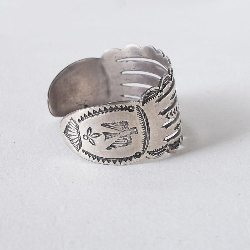 Vintage NAVAJO Silver Bangle 01 ヴィンテージ ナバホ 卍 