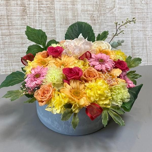 ＊*..ビタミンカラーのお花が溢れる..＊°.お花の贈り物 プリザーブドフラワー 楽天市場】【プリザーブドフラワー 花束】/ビタミンカラー花束