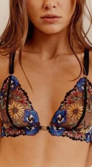 S-LV-GIVERNI TRIANGLE BRA<img class='new_mark_img2' src='https://img.shop-pro.jp/img/new/icons5.gif' style='border:none;display:inline;margin:0px;padding:0px;width:auto;' />