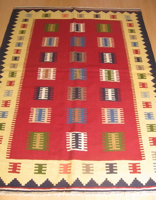 シラーズキリム（カシュガイ族） - 手織ラグのキリムとギャッベのお店　ペルシャバザール