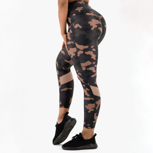 【30%OFF】【即お届け】【RYDERWEAR】CAMO SCRUNCH BUM LEGGINGS（CAMO）<img class='new_mark_img2' src='https://img.shop-pro.jp/img/new/icons24.gif' style='border:none;display:inline;margin:0px;padding:0px;width:auto;' />
