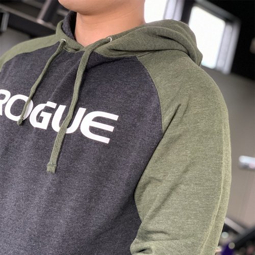 【30%OFF】【即お届け】【ROGUE】ROGUE MIDWEIGHT BASIC HOODIE（Heather Army）<img class='new_mark_img2' src='https://img.shop-pro.jp/img/new/icons24.gif' style='border:none;display:inline;margin:0px;padding:0px;width:auto;' />