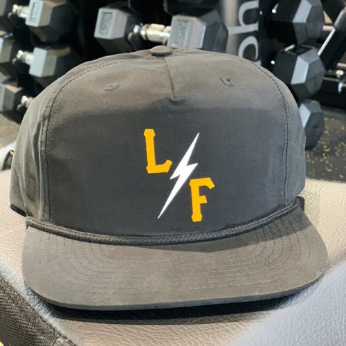 【20%OFF】【LIVE FIT】【LVFT】SURF BOLT CAP  （BLACK）<img class='new_mark_img2' src='https://img.shop-pro.jp/img/new/icons24.gif' style='border:none;display:inline;margin:0px;padding:0px;width:auto;' />