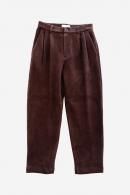 <img class='new_mark_img1' src='https://img.shop-pro.jp/img/new/icons1.gif' style='border:none;display:inline;margin:0px;padding:0px;width:auto;' />yoke/ヨーク/KNIT CORDUROY 2TUCK WIDE PANTS