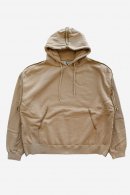 <img class='new_mark_img1' src='https://img.shop-pro.jp/img/new/icons1.gif' style='border:none;display:inline;margin:0px;padding:0px;width:auto;' />yoke/ヨーク/PIPING WIDE PARKA