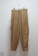 <img class='new_mark_img1' src='https://img.shop-pro.jp/img/new/icons1.gif' style='border:none;display:inline;margin:0px;padding:0px;width:auto;' />yoke / ヨーク /1TUCK WIDE TROUSERS