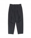<img class='new_mark_img1' src='https://img.shop-pro.jp/img/new/icons1.gif' style='border:none;display:inline;margin:0px;padding:0px;width:auto;' />stein / 奿 / WIDE TAPERD TROUSERS