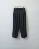 <img class='new_mark_img1' src='https://img.shop-pro.jp/img/new/icons1.gif' style='border:none;display:inline;margin:0px;padding:0px;width:auto;' />stein / 奿 / BELTED WIDE STRAIGHT TROUSERS