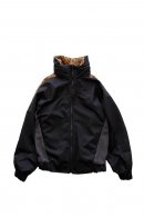 <img class='new_mark_img1' src='https://img.shop-pro.jp/img/new/icons50.gif' style='border:none;display:inline;margin:0px;padding:0px;width:auto;' />ato / ȥ / STAND COLLAR BLOUSON